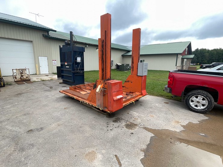 #356-•-forklift-lift-station-(shawano,-wi)-image-1