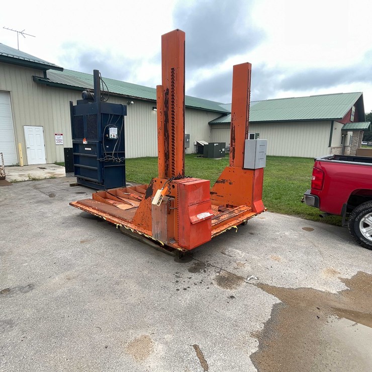 #356 • Forklift Lift Station (Shawano, WI)