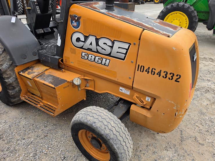 2015-case-586h-image-11