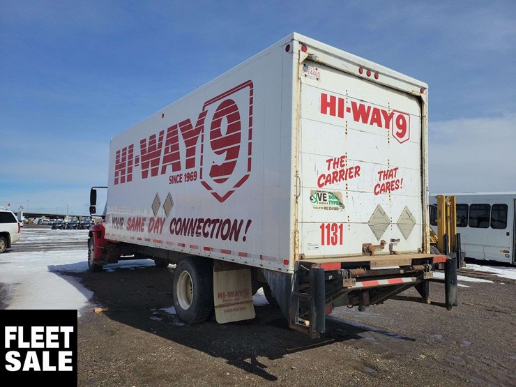 2007-international-durastar-4300-image-7