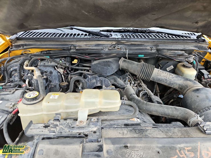 2002-ford-f350-image-14