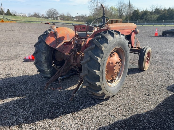 massey-ferguson-65-image-10