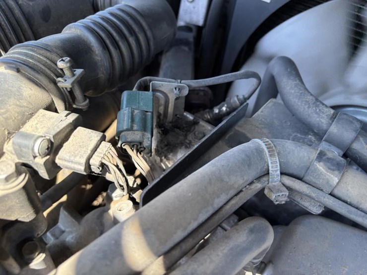 2007-nissan-mcp1f2a25lv-image-35