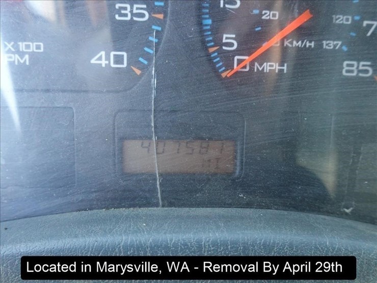 2005-international-7600-image-40