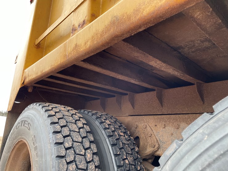 1991-international-4900-image-32