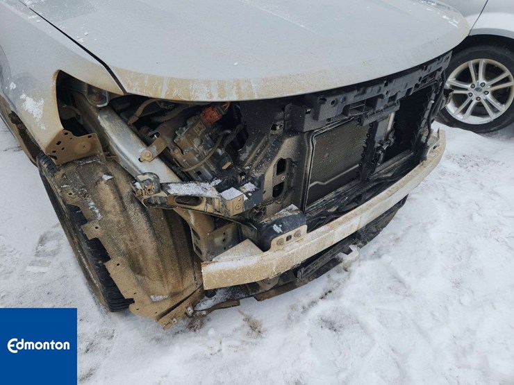 2020-ford-explorer-image-25