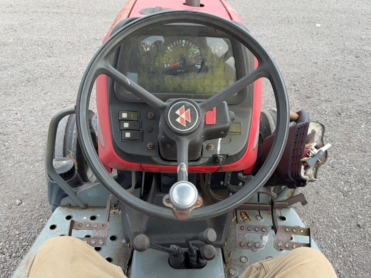 massey-ferguson-4253-image-18