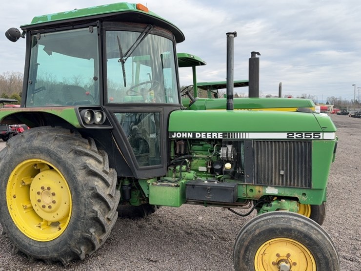 john-deere-2355-image-5