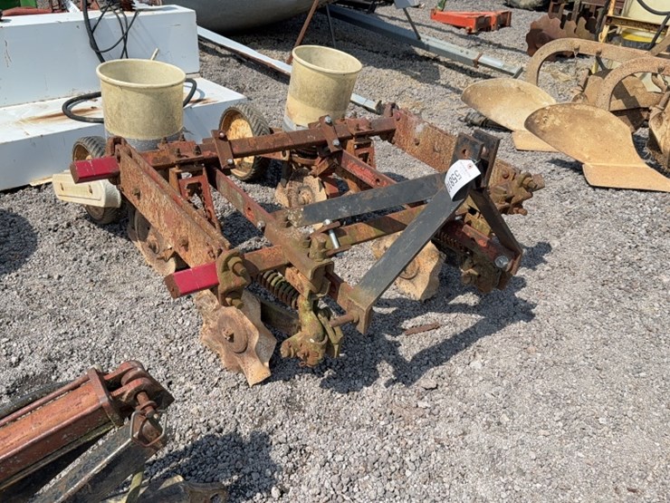 international-3-image-2