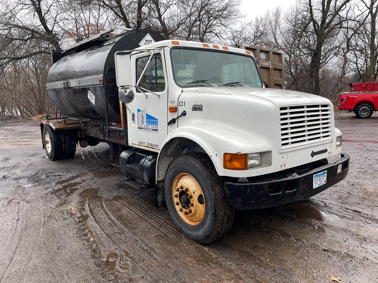 2001-international-4900-image-5