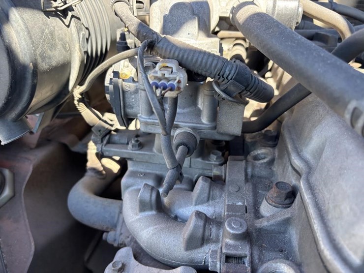 2017-toyota-8fgu30-image-34