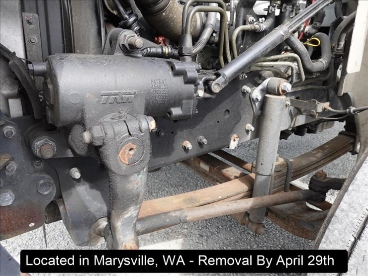 2010-hino-268-image-2