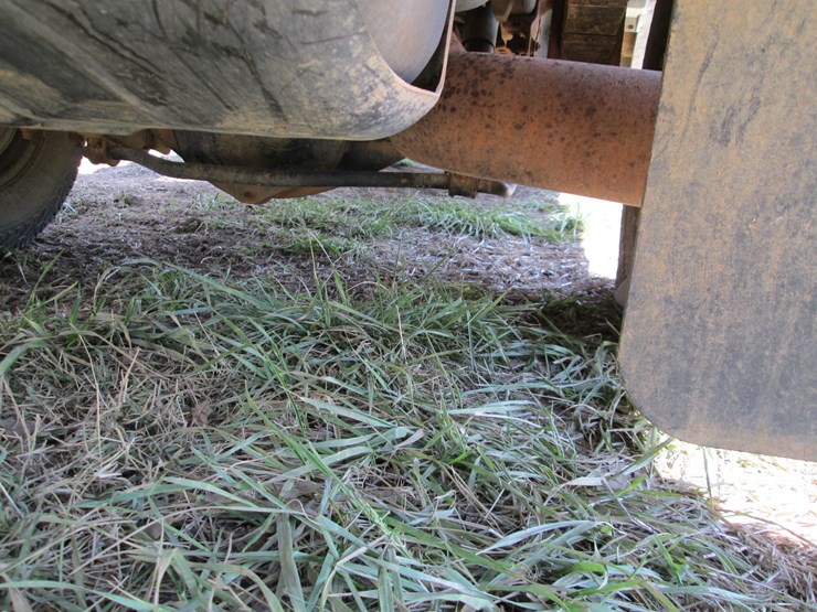 2011-dodge-3500-image-12