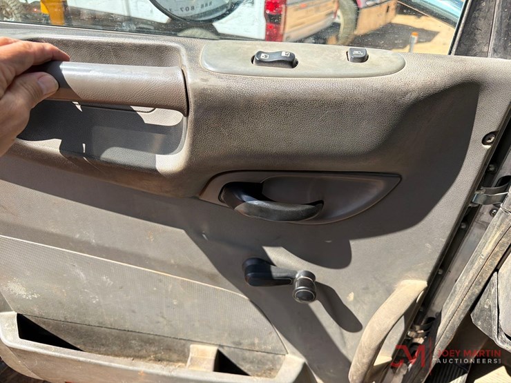 2013-imt-7500-image-10