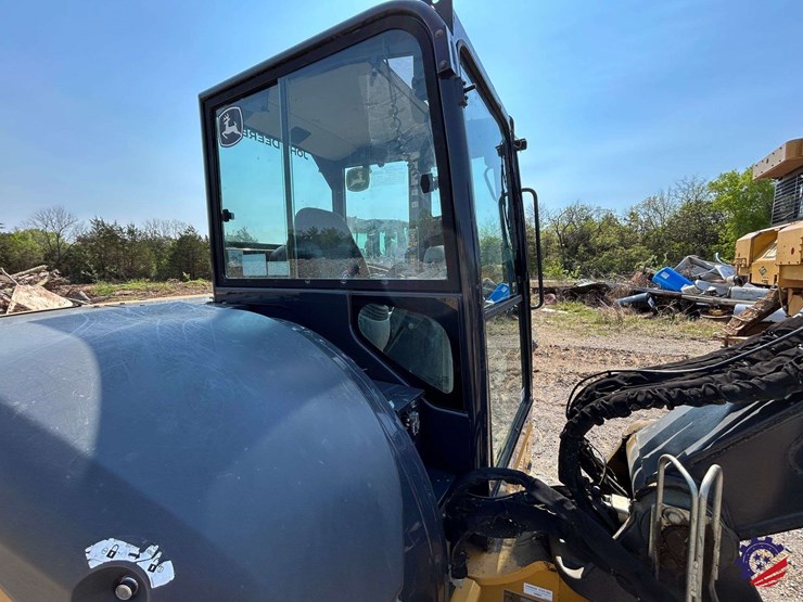 2021-deere-60g-image-16