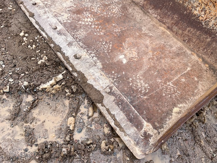 2018-bobcat-t740-image-29