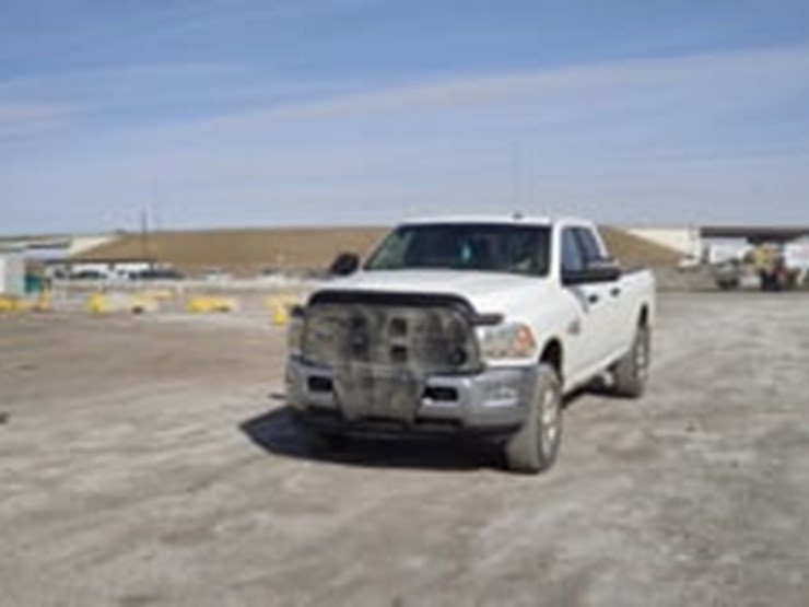 2014-dodge-2500-image-5