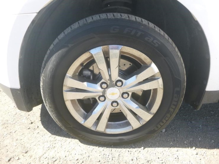 2015-chevrolet-equinox-image-14