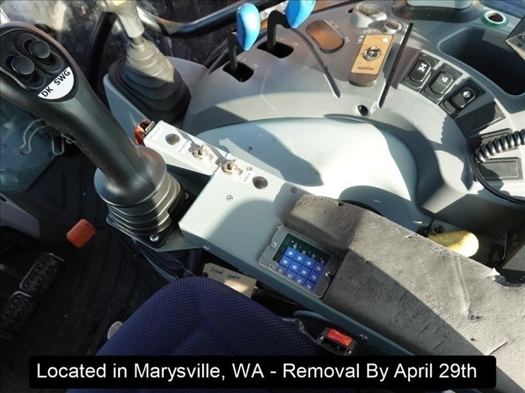 2018-new-holland-ts6.110-image-12