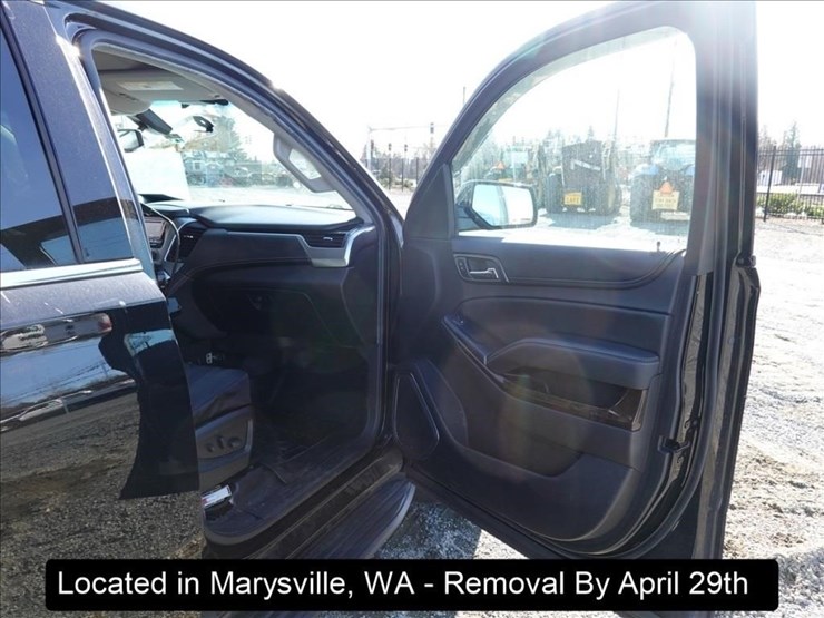 2015-chevrolet-tahoe-image-5