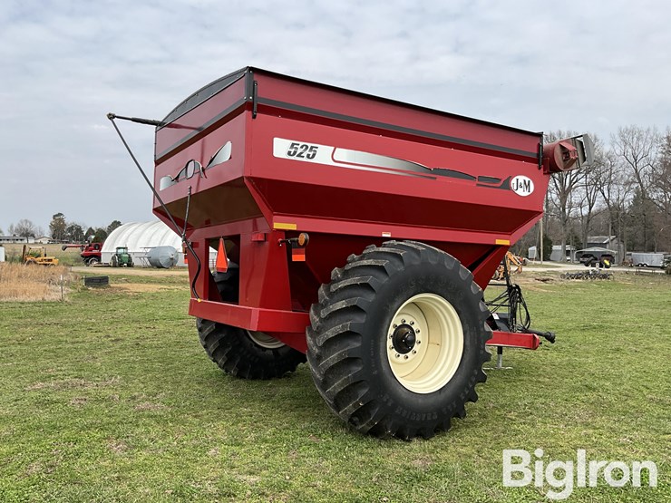 2012-j&m-525-image-5