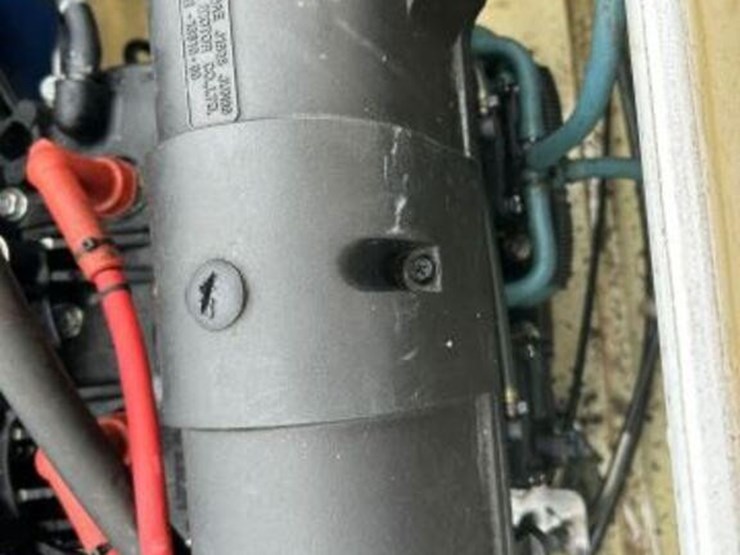 inoperable-1998-yamaha-wave-runner-gp760-pwc-yama2-image-23