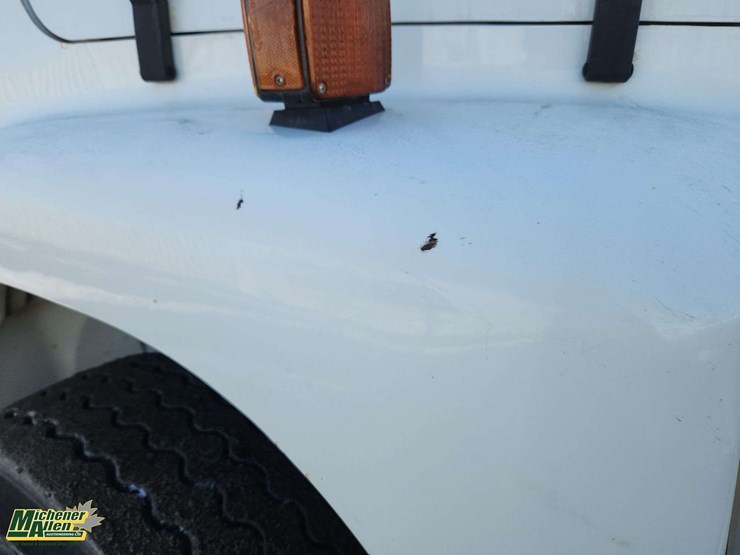 2006-international-durastar-4300-image-48