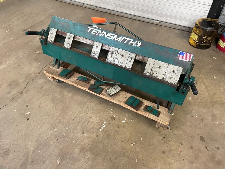 #2564-•-tennsmith-sheet-metal-brake-(columbia-heights,-mn)-image-1