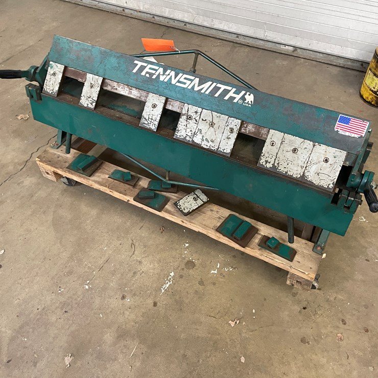 #2564 • Tennsmith Sheet Metal Brake (Columbia Heights, MN)