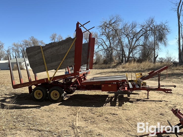 new-holland-1032-image-4