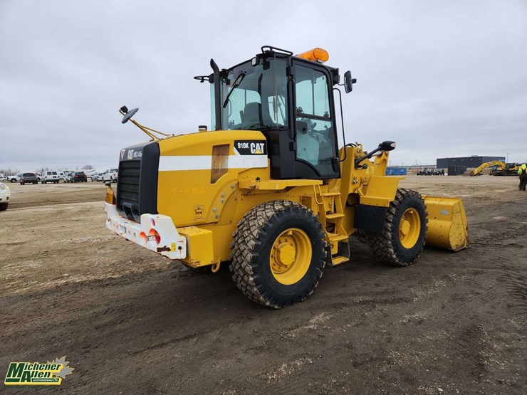 2014-caterpillar-910k-image-3