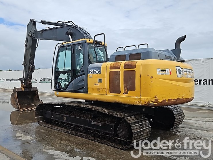 2016-deere-210g-image-3