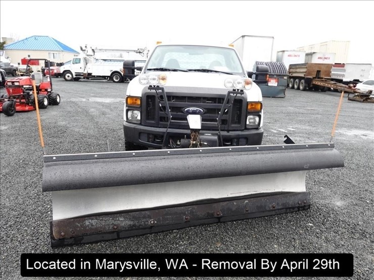 2010-ford-f350-image-24