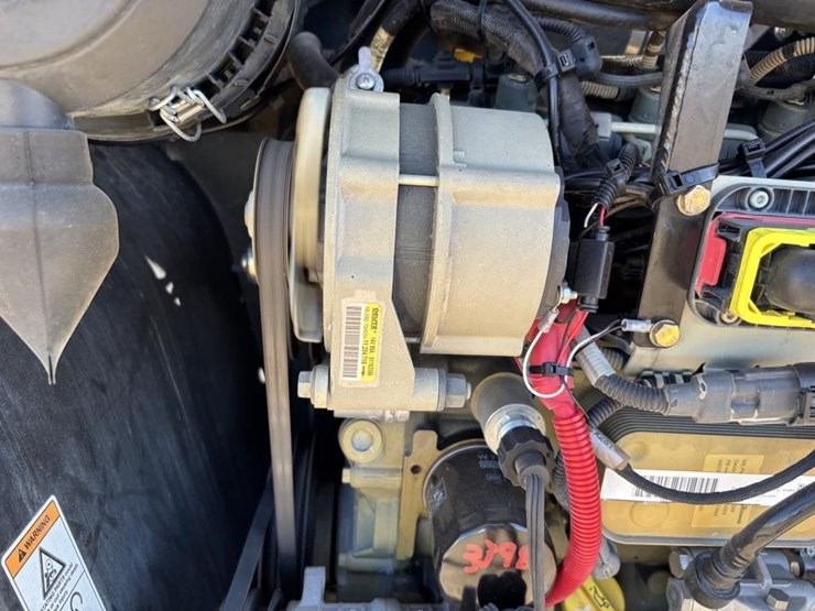 2017-jlg-g5-18a-image-40