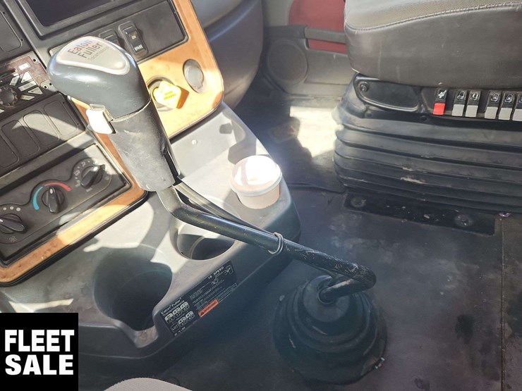 2014-international-prostar-image-21