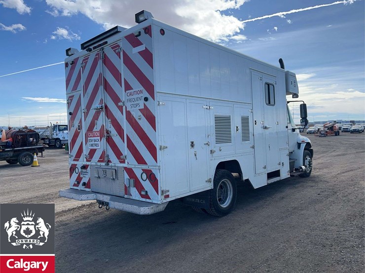 2012-international-durastar-4300-image-4