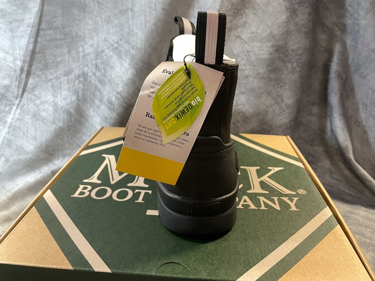 #10127-•-muck-boot-company-chore-farm-leather-boot-image-5