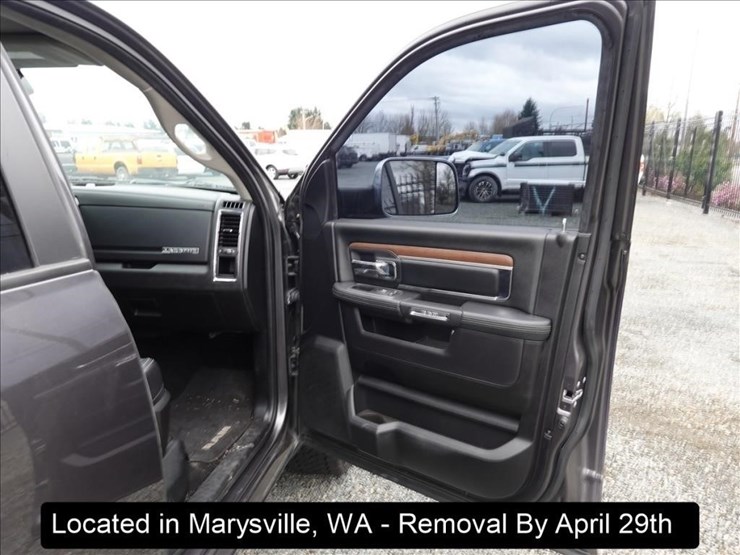 2016-dodge-1500-image-23