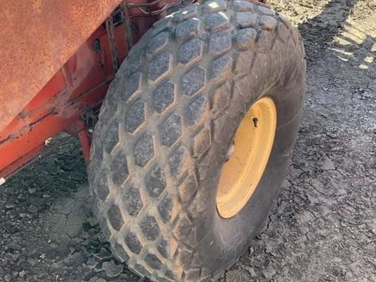 new-holland-500-image-20