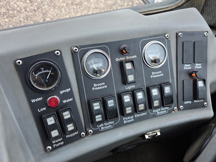 2004-johnston-mx450-image-46