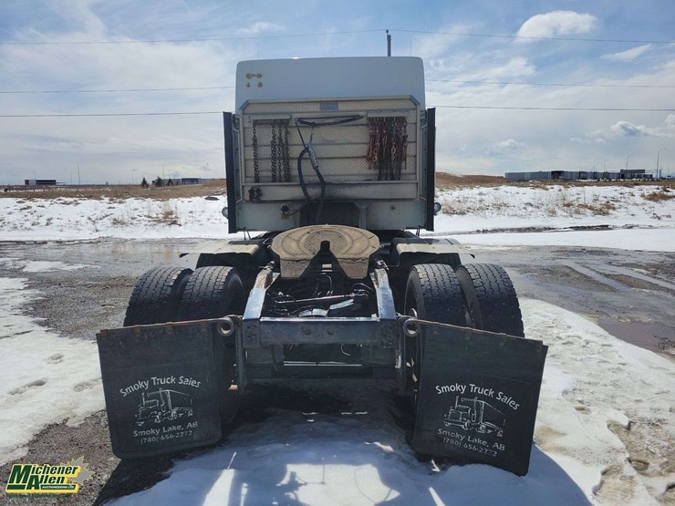 1999-international-9400-image-6