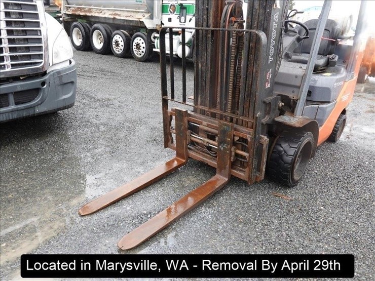 2013-toyota-8fgcu32-image-17