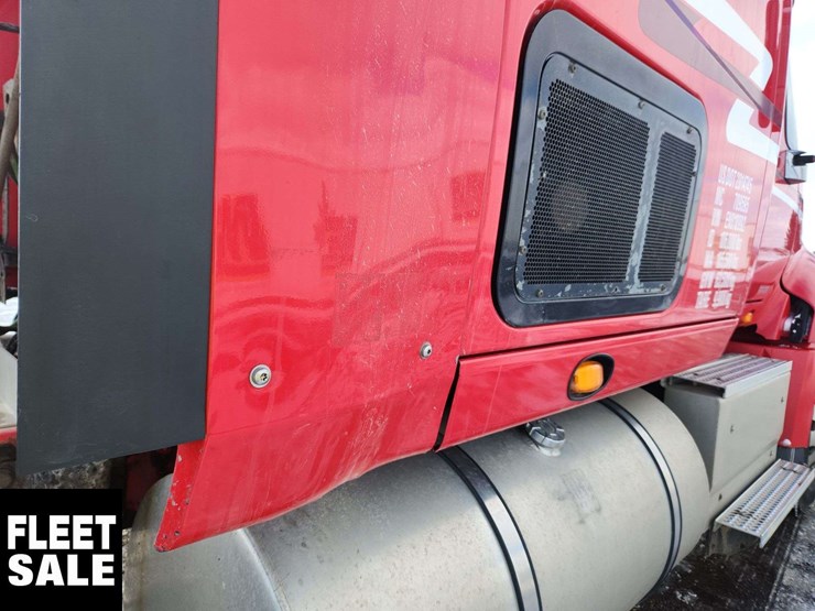 2014-international-prostar-image-50