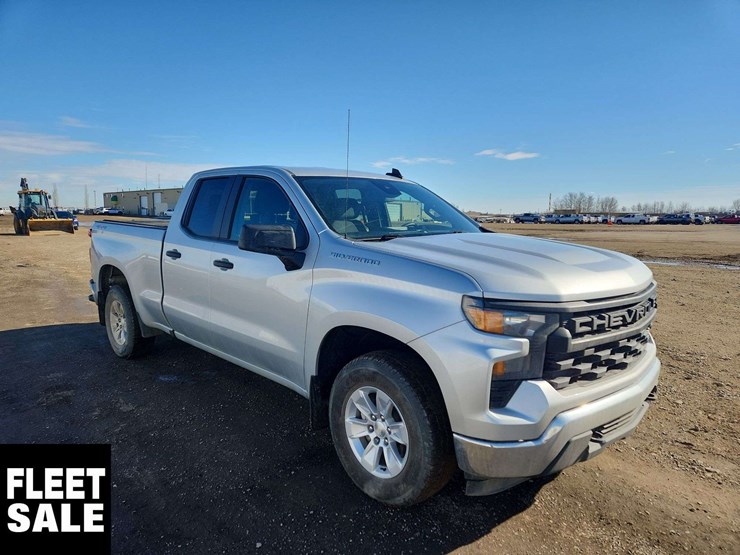 2022-chevrolet-silverado-1500-image-2