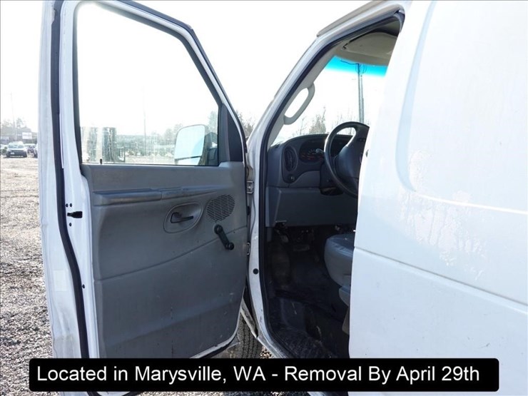 2006-ford-e250-image-21