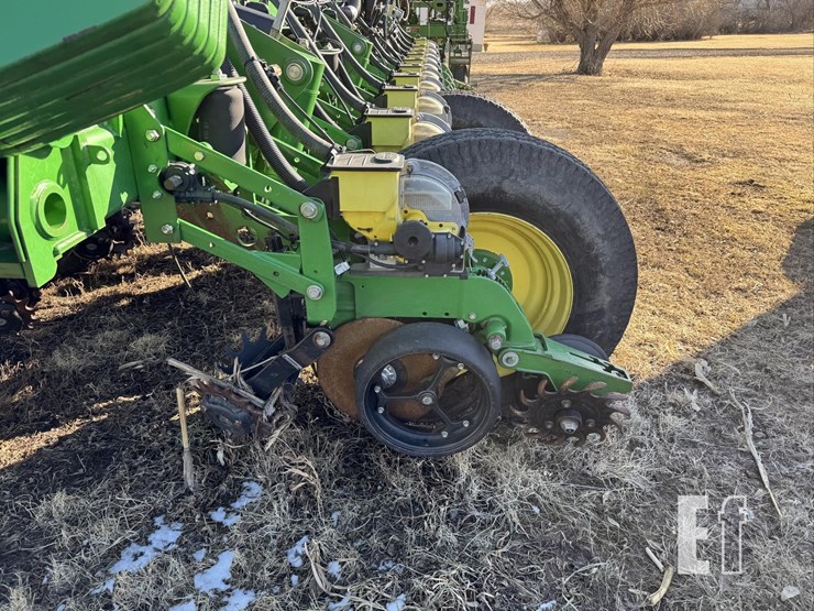 john-deere-1770-image-57