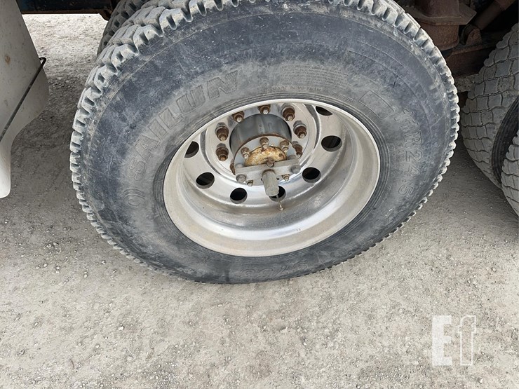 1998-kenworth-t800-image-45