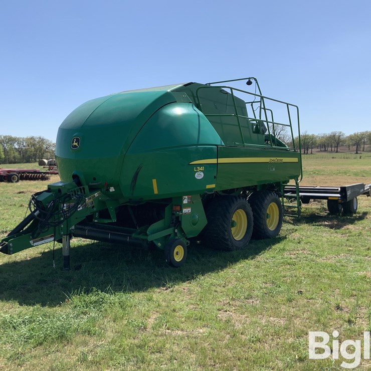 2019 JOHN DEERE L341