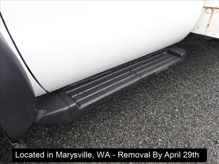 2011-ford-f450-image-17