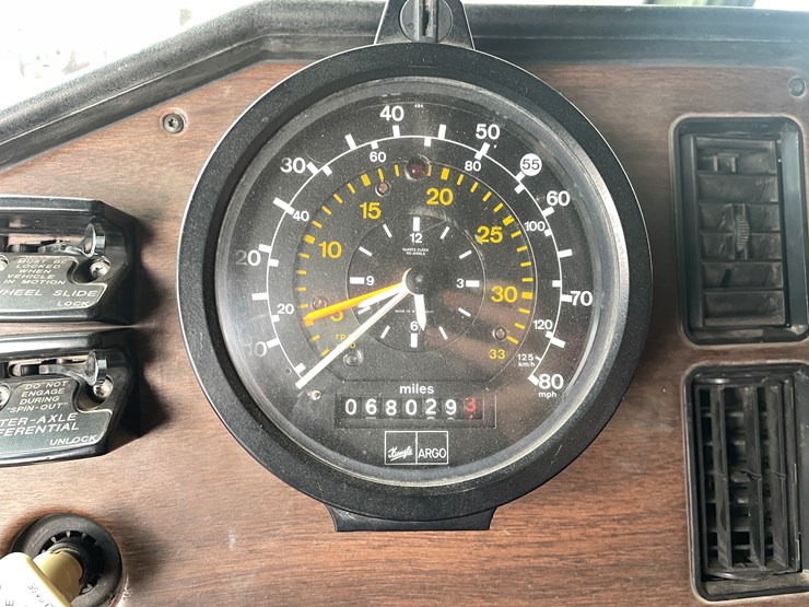 #216-•-1992-freightliner-water-truck-(has-mn-title)-(mora,-mn)-image-40